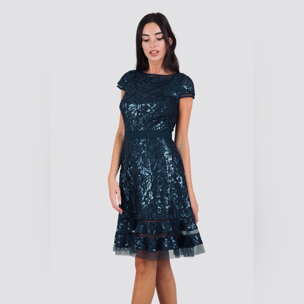 NWT Tadashi Shoji Sequin Floral Brocade Cocktail Dress